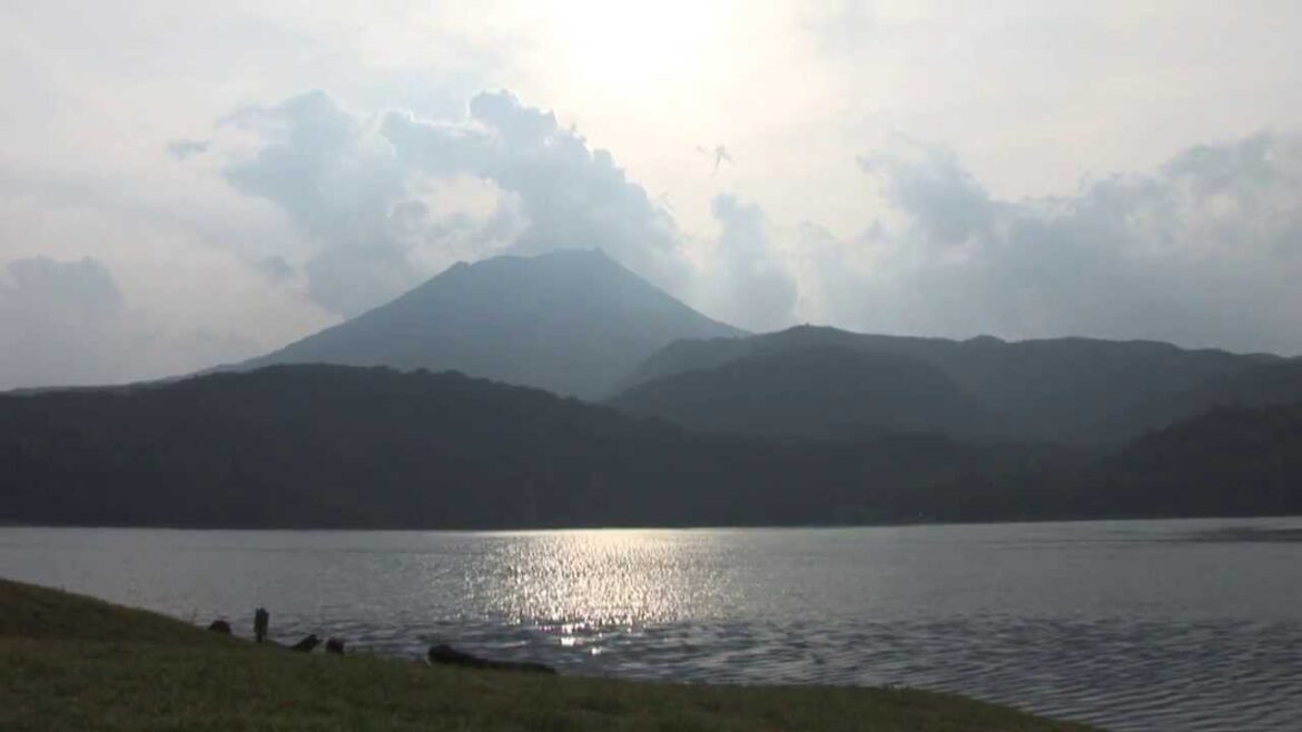 河瀨直美監督作品　[美しき日本] 宮崎　神が降りし日向の国　高原町